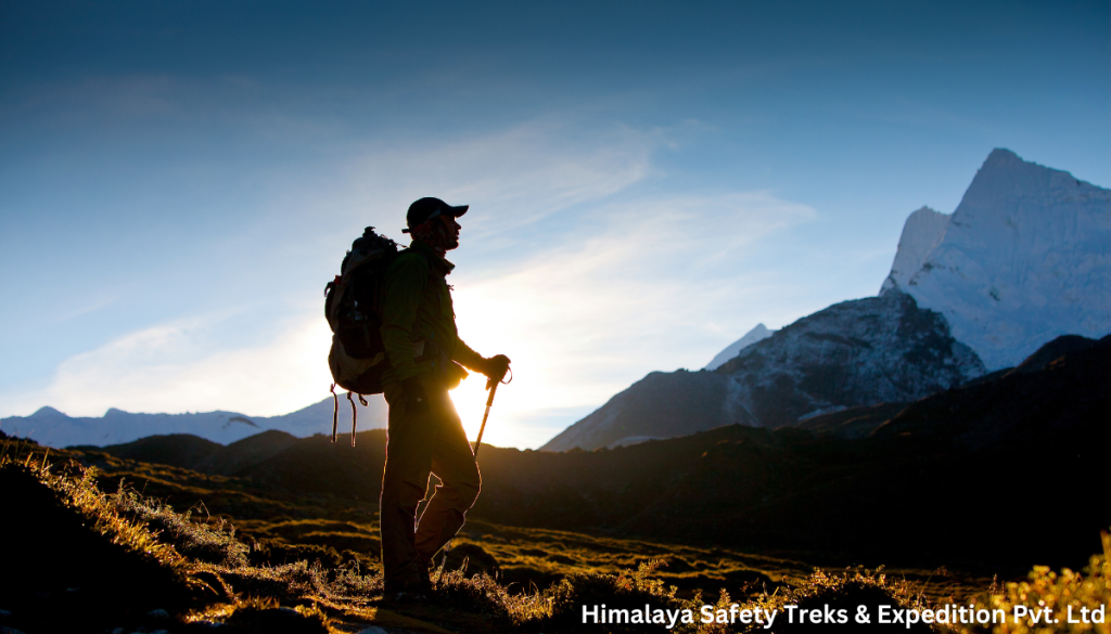 11 Reasons to Hire a Trekking Guide in 2024